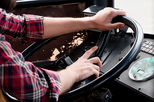 How to Become a Truck Driver